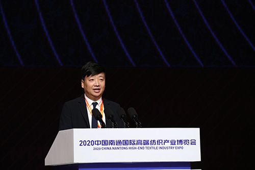 江蘇金太陽紡織科技股份有限公司執(zhí)行董事袁紅星發(fā)言